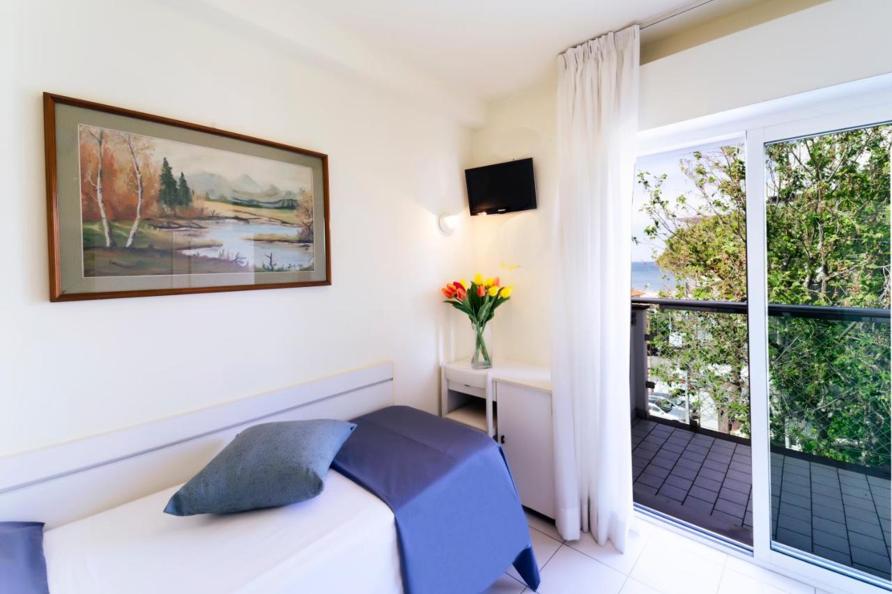 Hotel Astra 里乔内 外观 照片